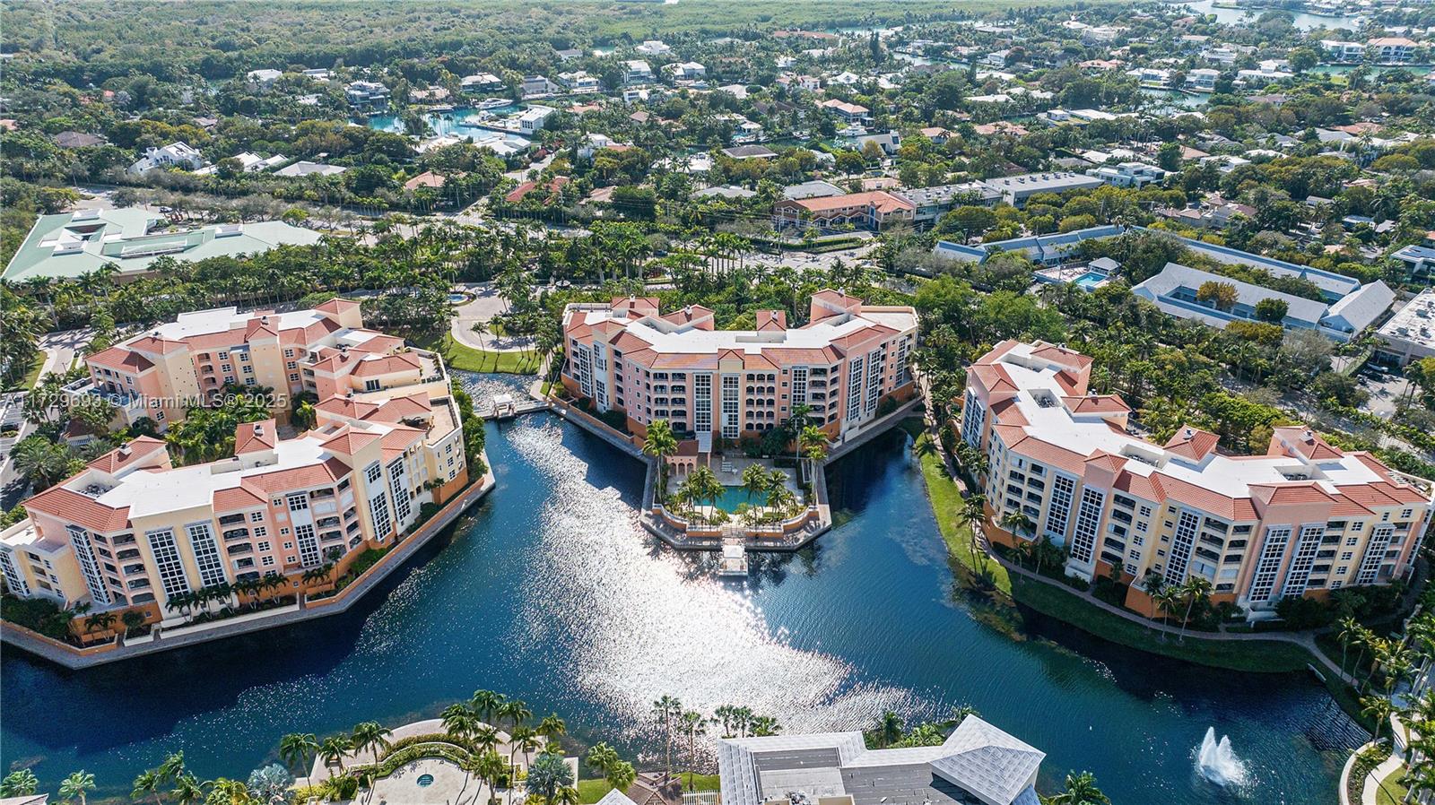 733 Crandon Blvd # 5 Unit: PH-5