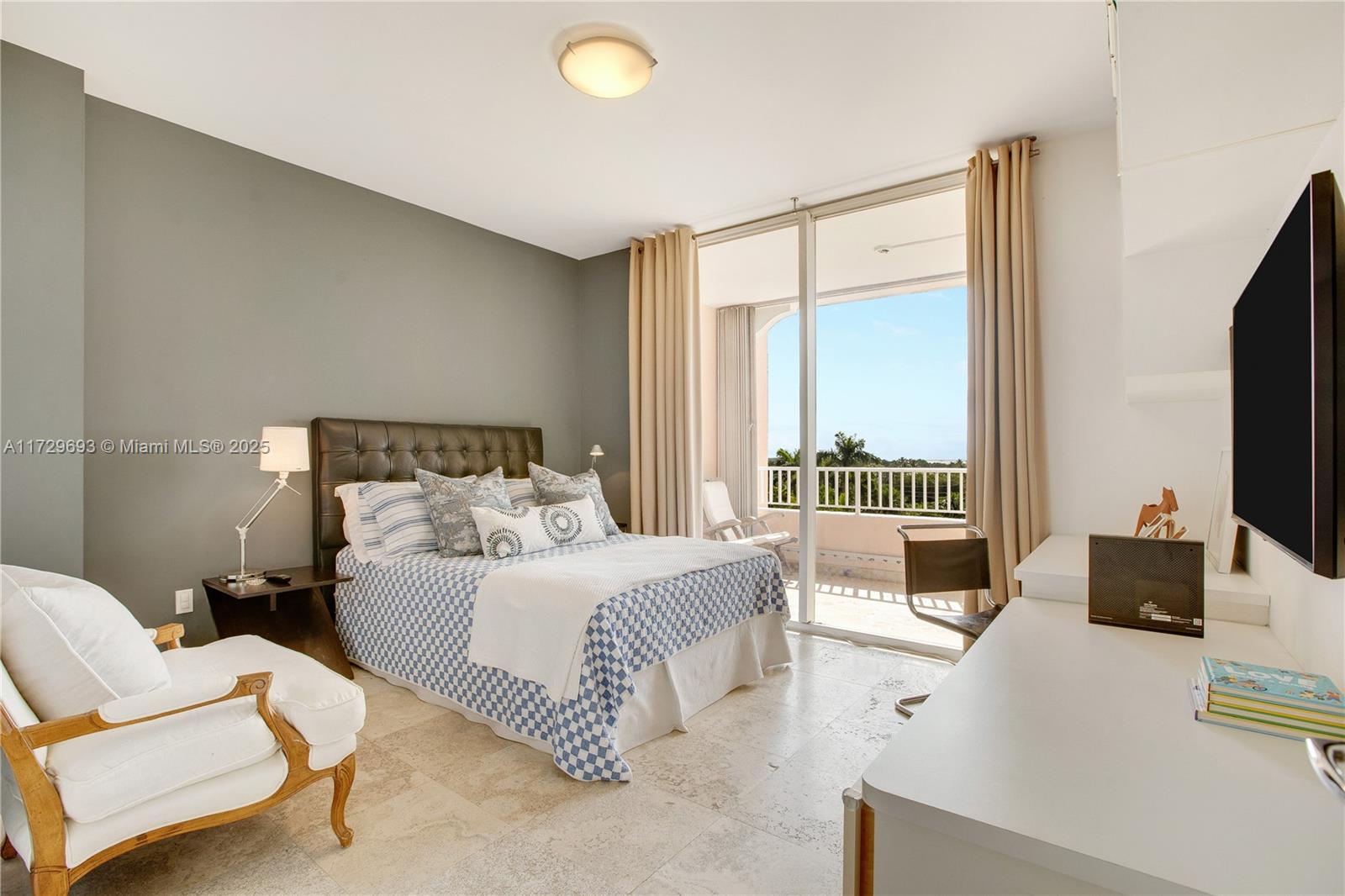 733 Crandon Blvd # 5 Unit: PH-5