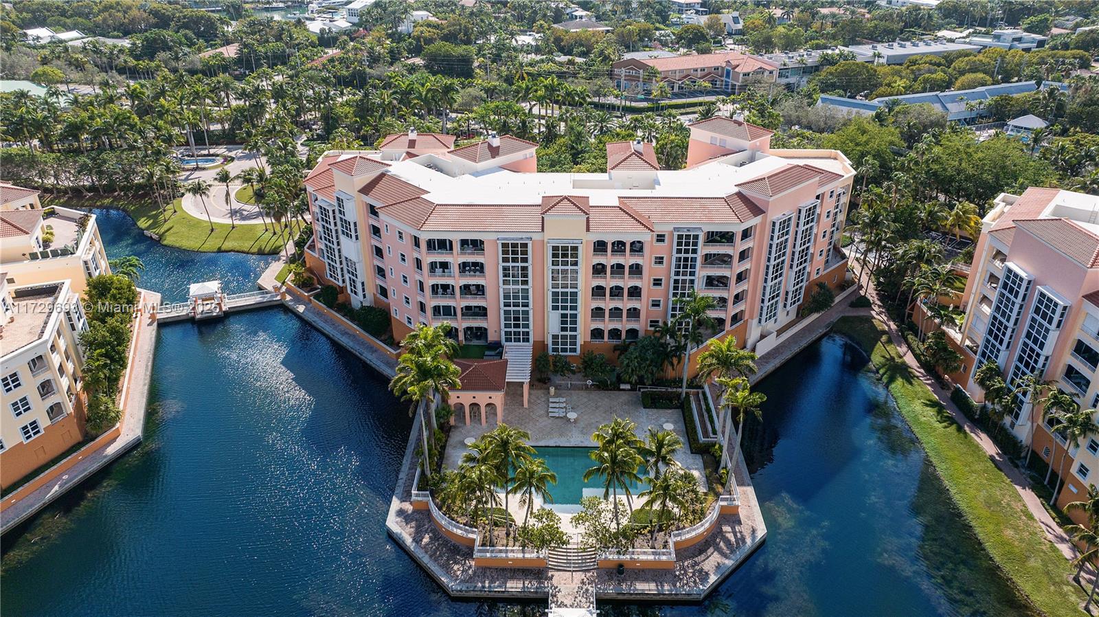 733 Crandon Blvd # 5 Unit: PH-5