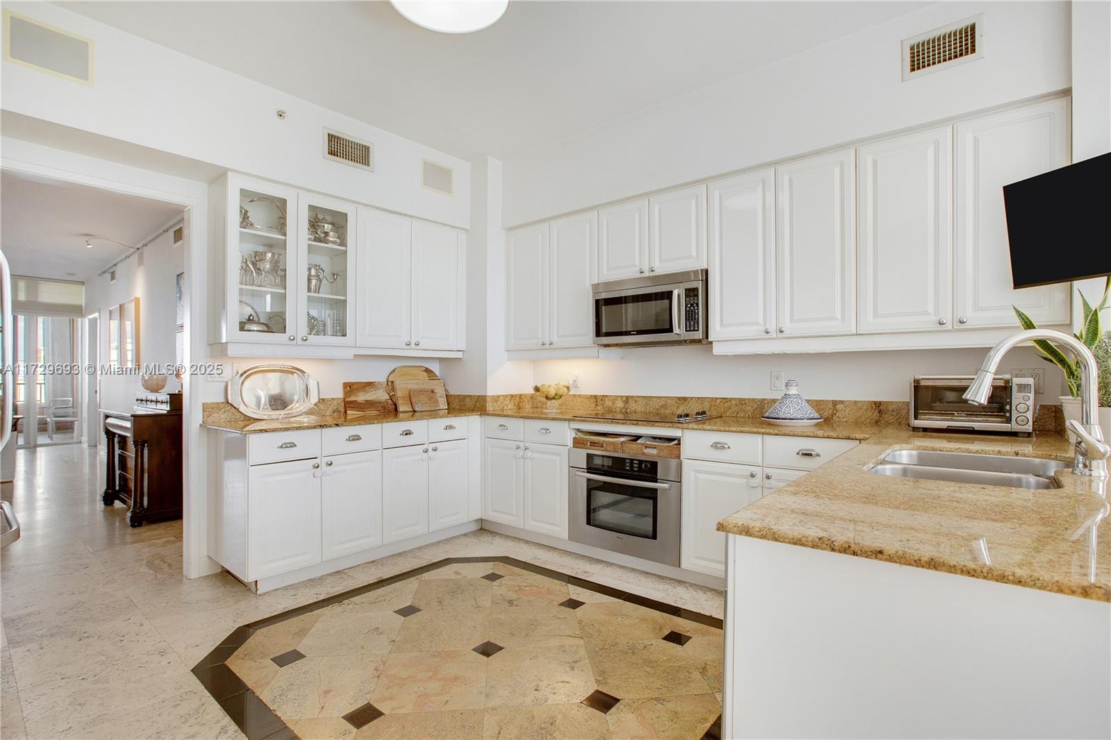 733 Crandon Blvd # 5 Unit: PH-5