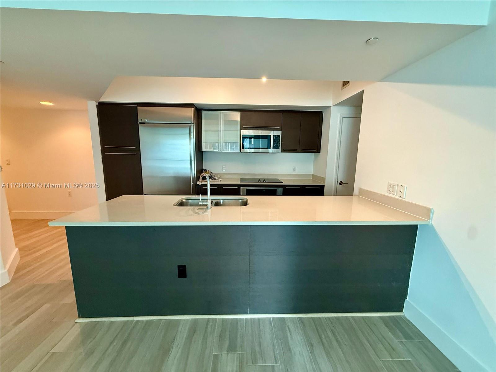 55 SE 6th St # 1405