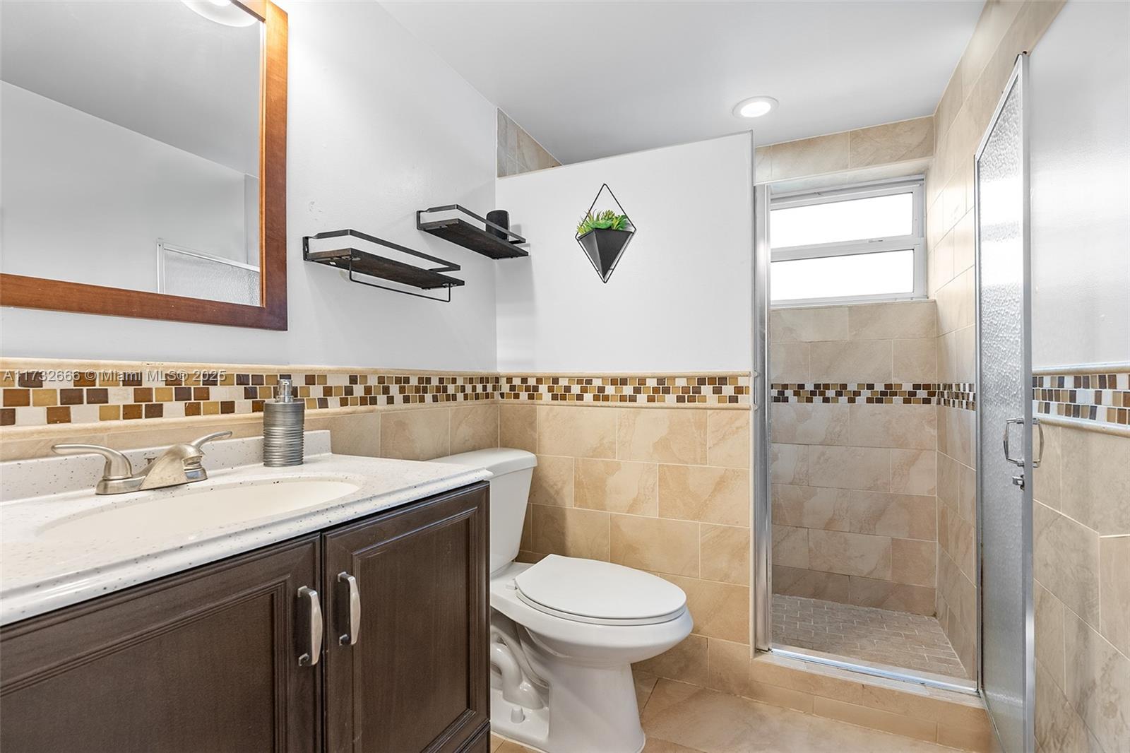 525 Meridian Ave # 102