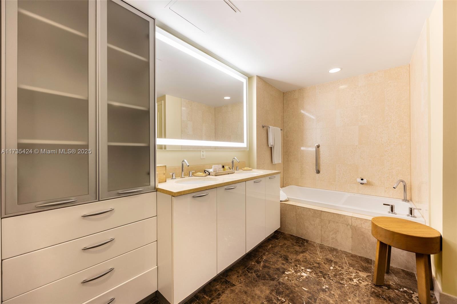 505 N Fort Lauderdale Beach Blvd Unit: 222