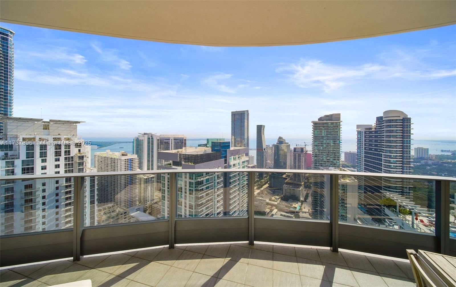 1000 Brickell Plaza Unit: PH5002