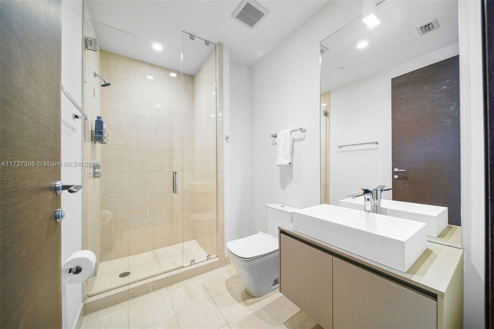 1000 Brickell Plaza Unit: PH5002
