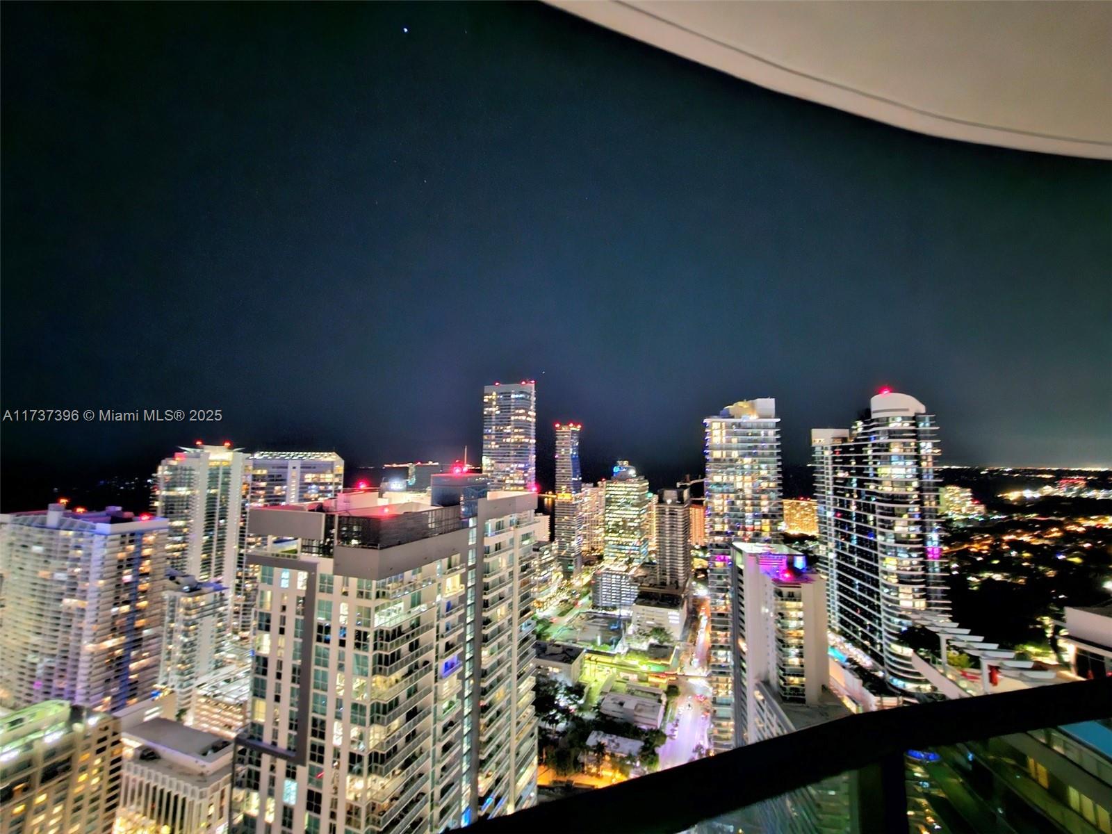 1000 Brickell Plaza Unit: PH5002