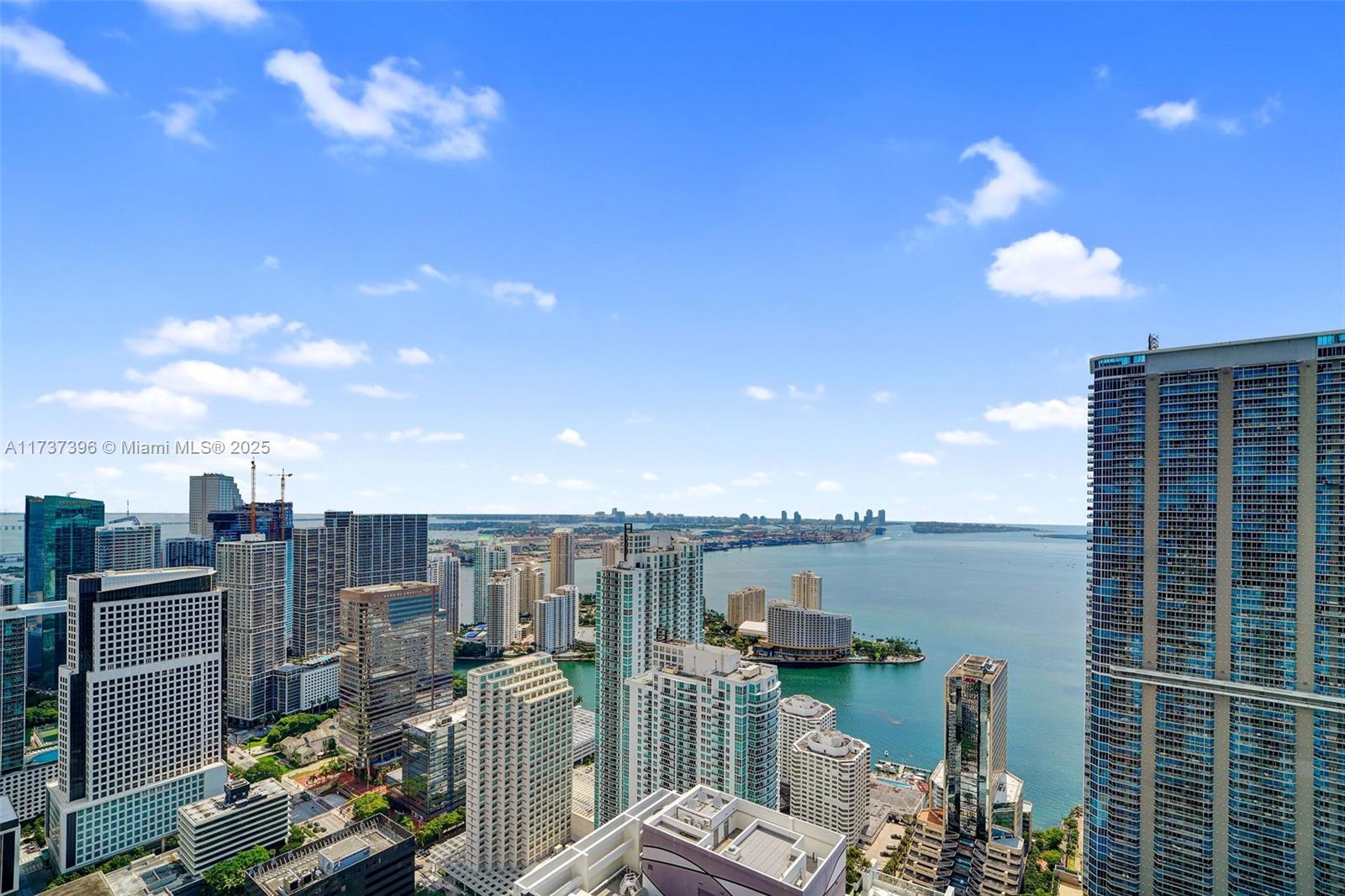 1000 Brickell Plaza Unit: PH5002