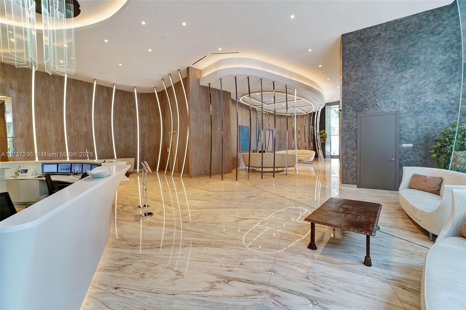 1000 Brickell Plaza Unit: PH5002