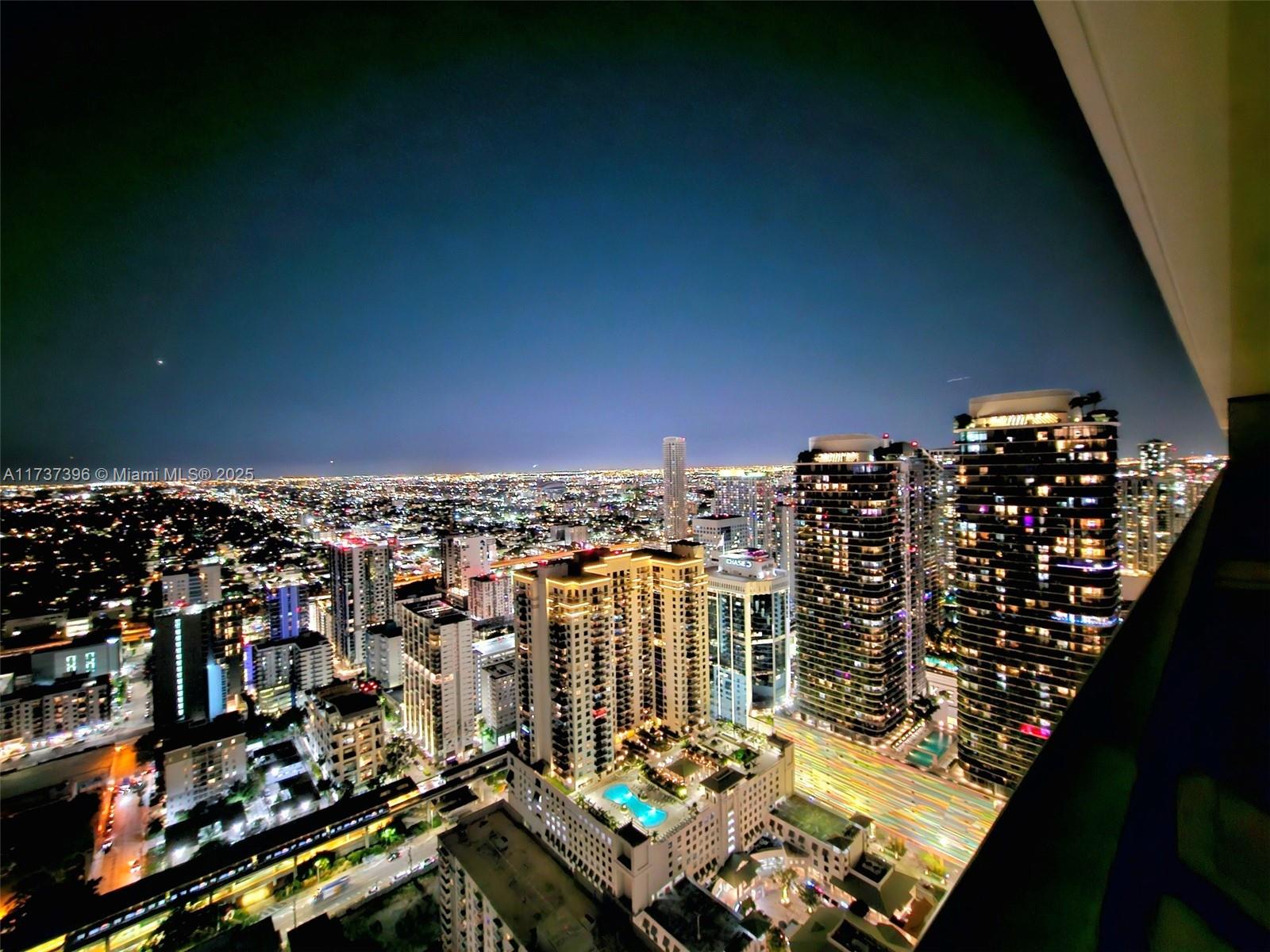 1000 Brickell Plaza Unit: PH5002