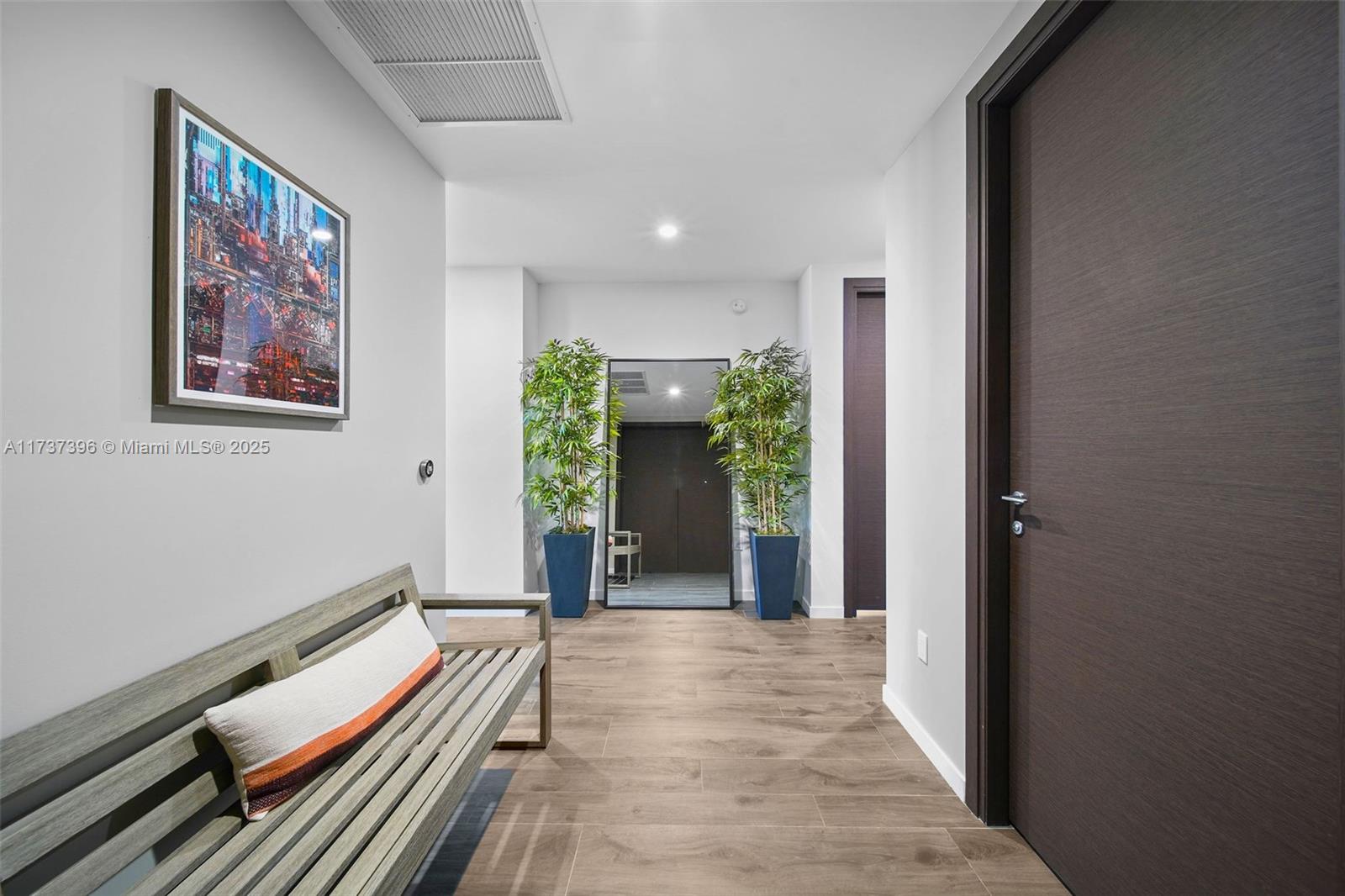 1000 Brickell Plaza Unit: PH5002