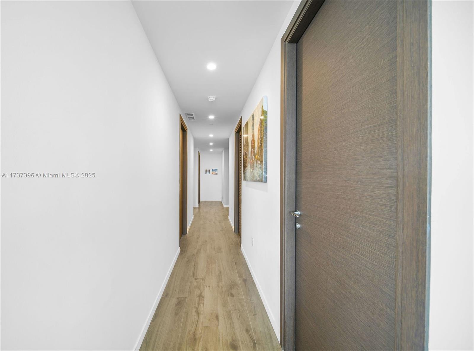 1000 Brickell Plaza Unit: PH5002