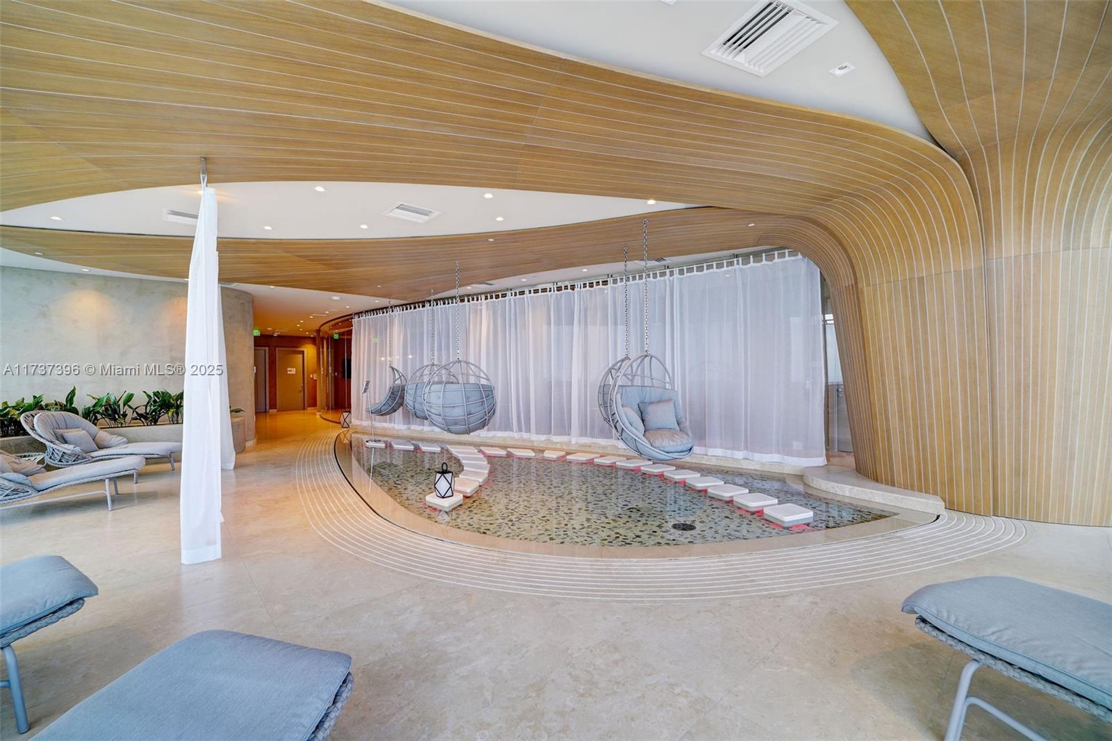 1000 Brickell Plaza Unit: PH5002