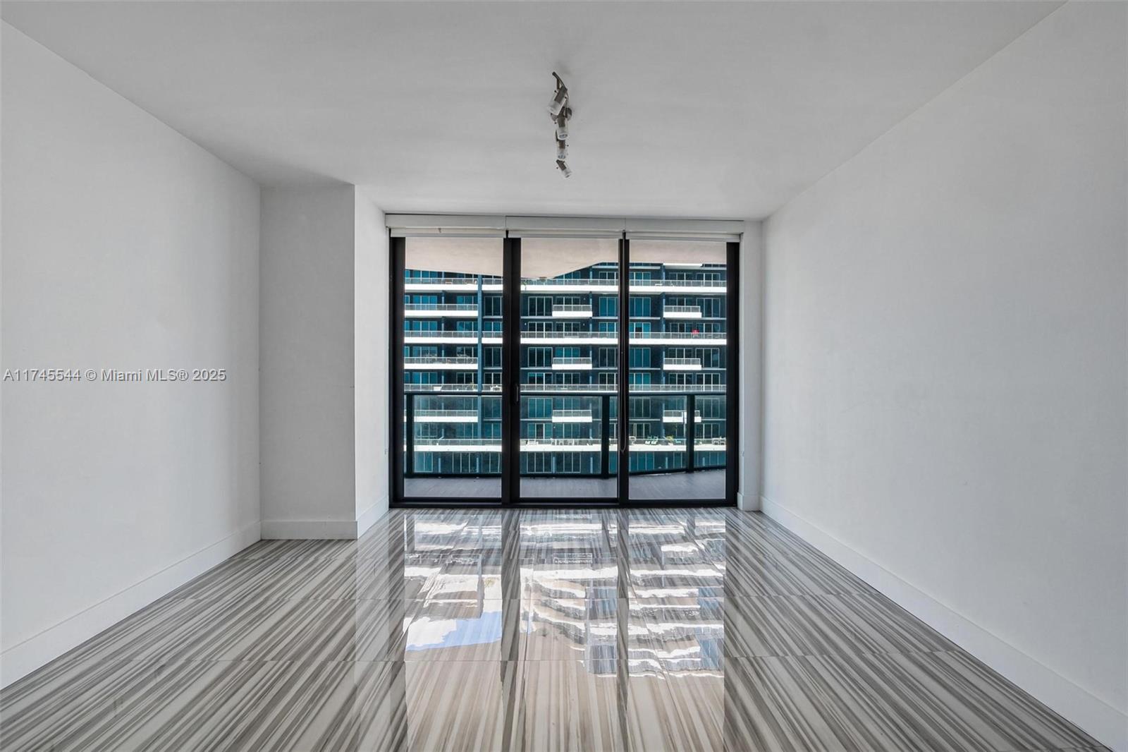 1300 S Miami Ave Unit: 4407