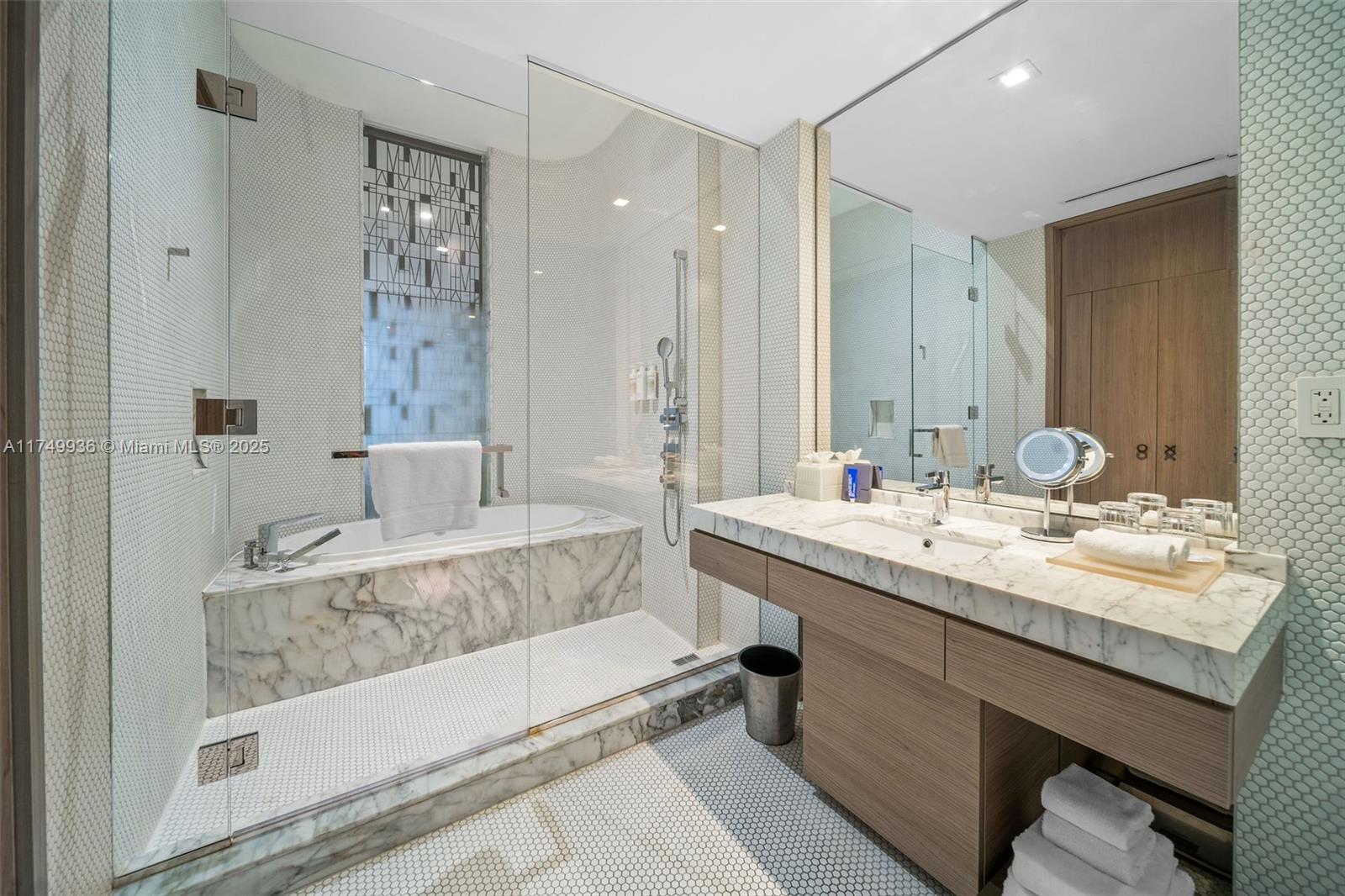 801 S Miami Ave Unit: 610