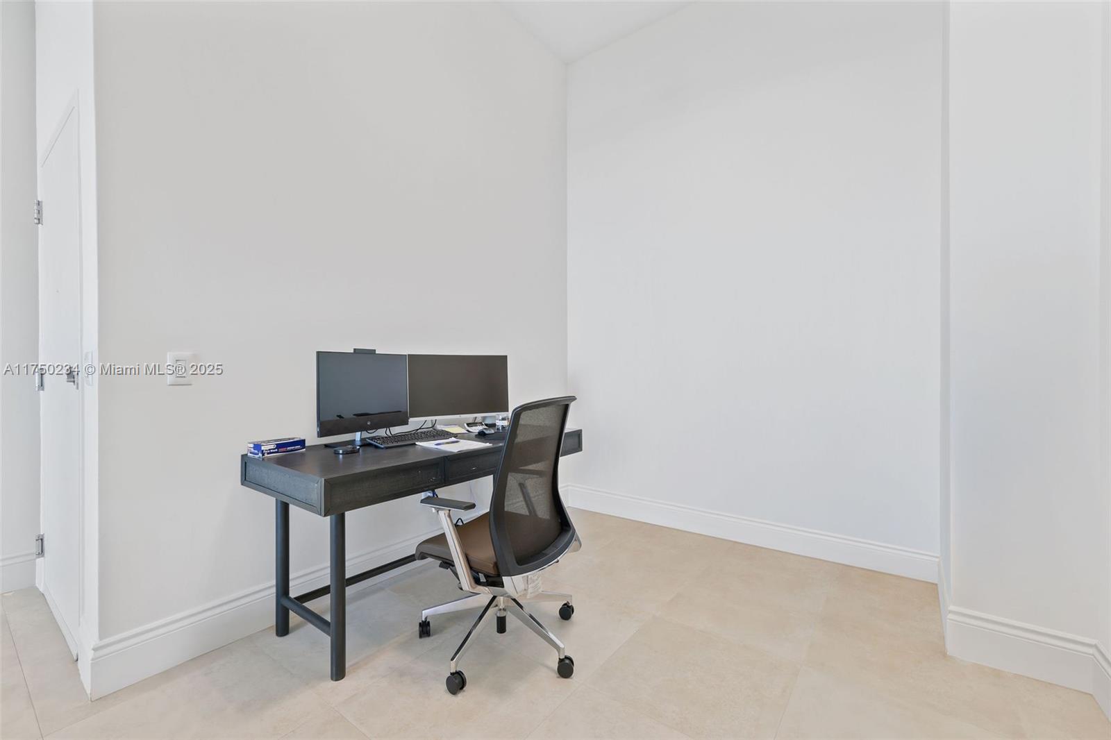 2900 NE 7th Ave # 603