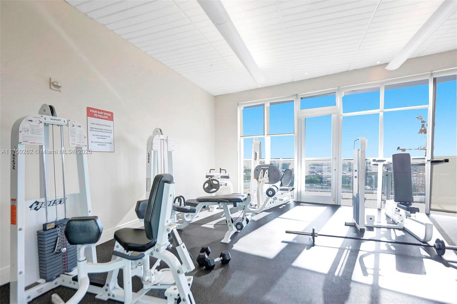 185 SW 7th St # 2100