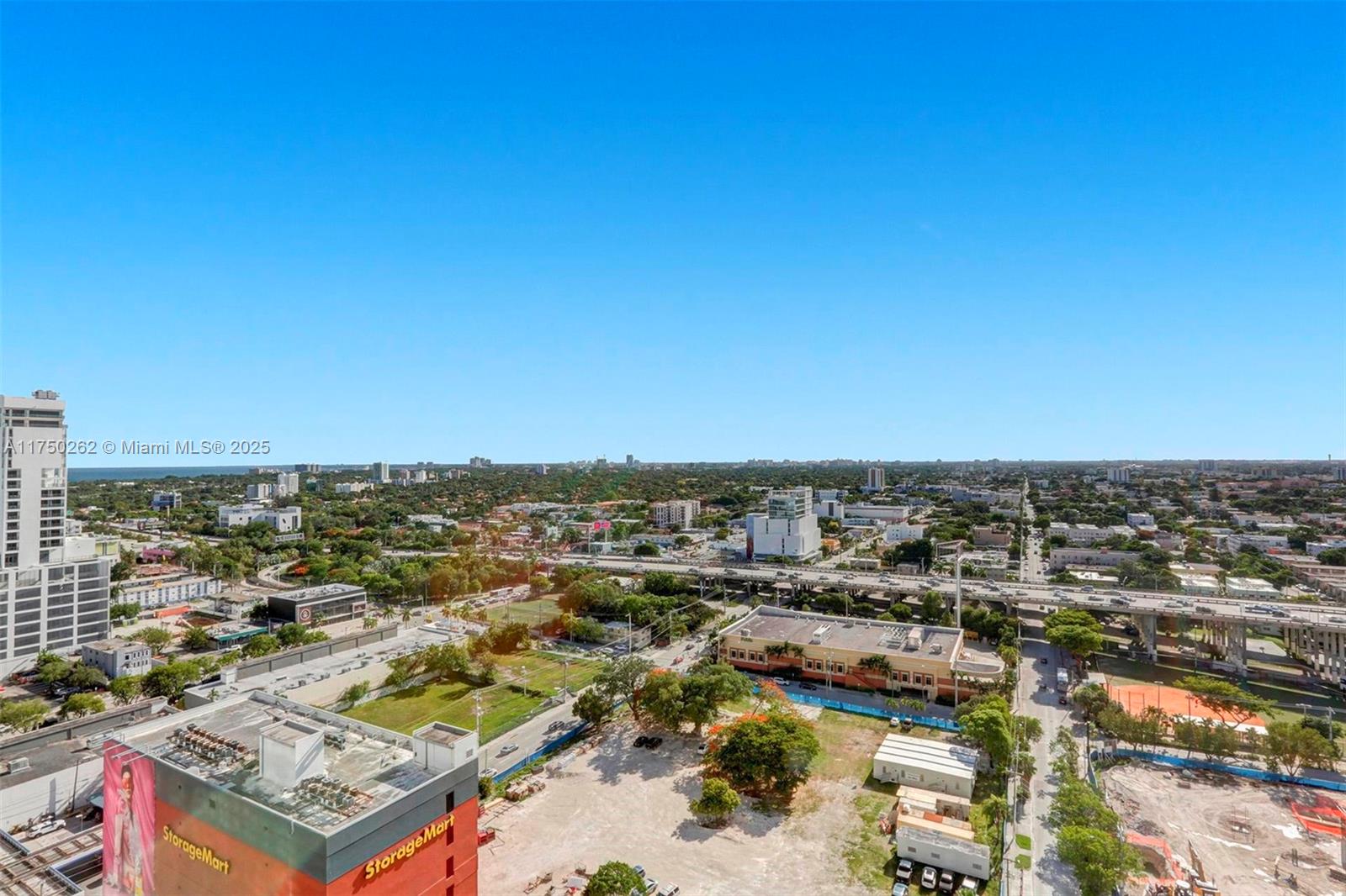 185 SW 7th St # 2100