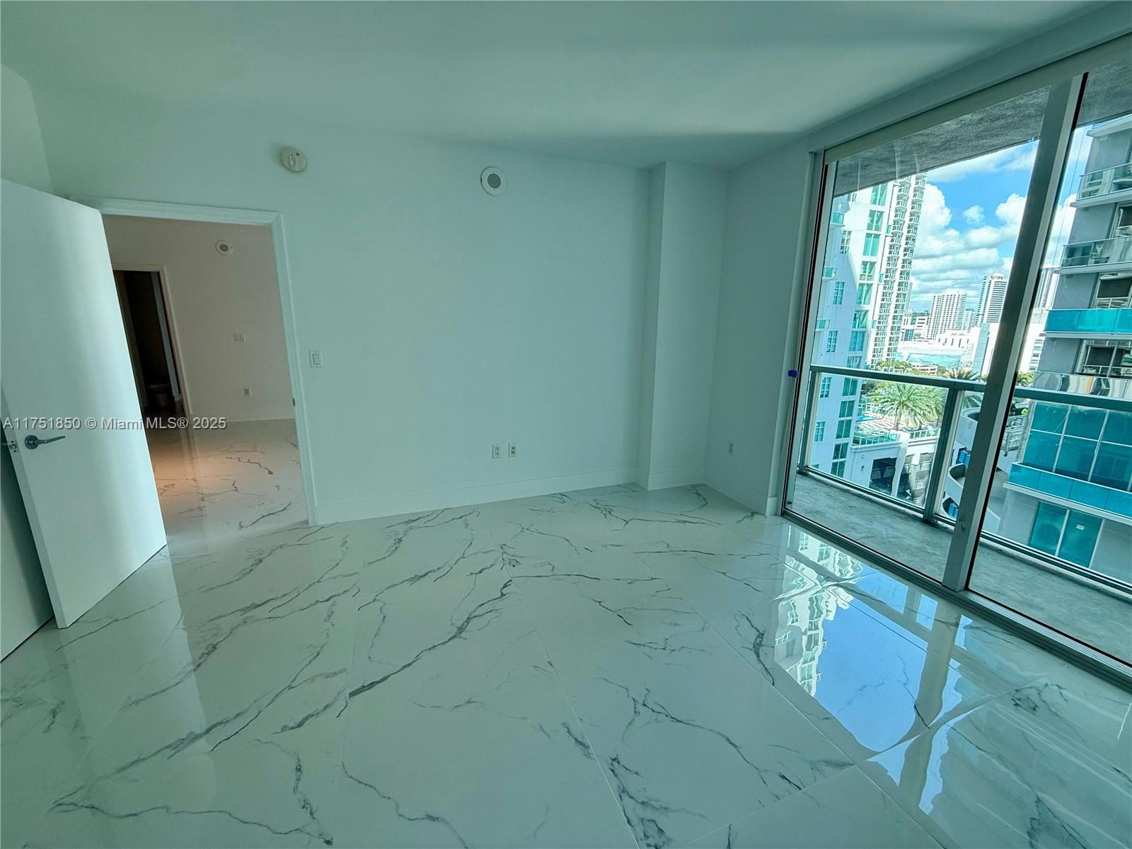 55 SE 6th St # 1603