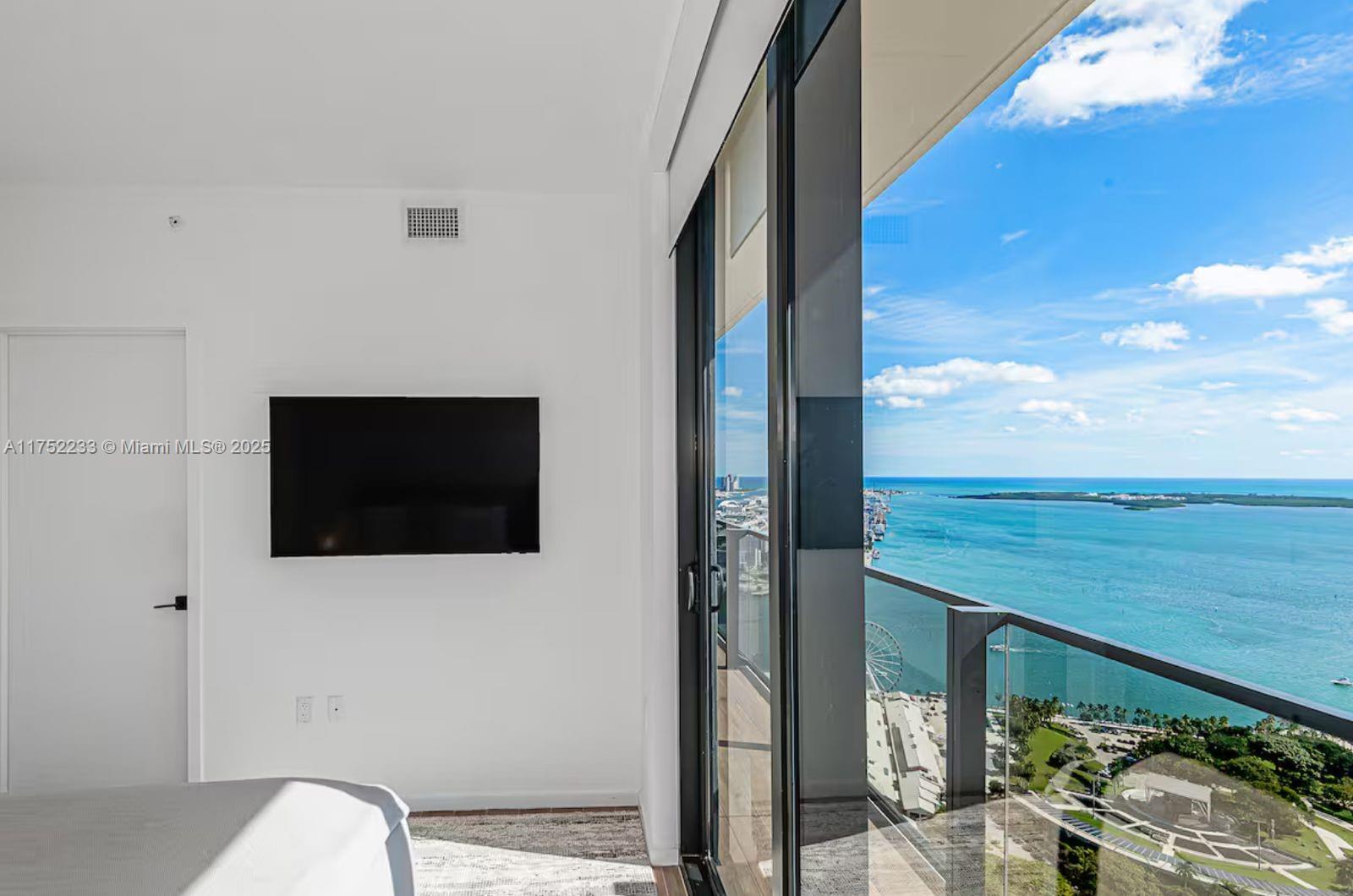 398 NE 5th St # 4511