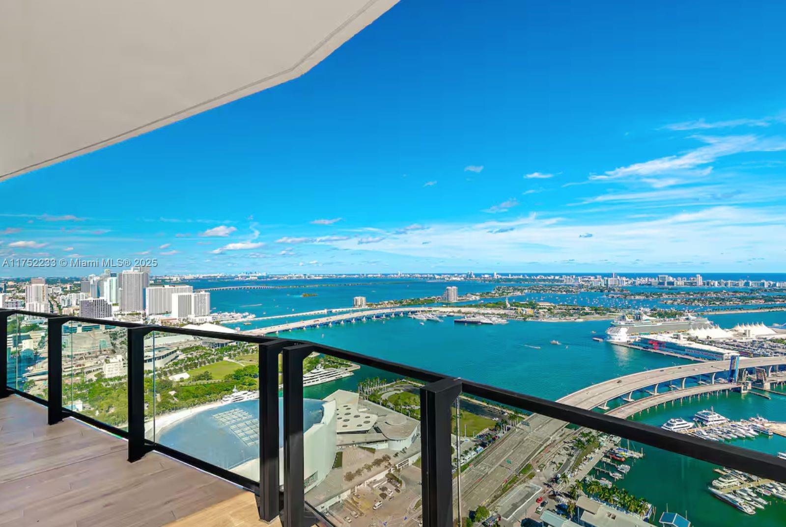 398 NE 5th St # 4511