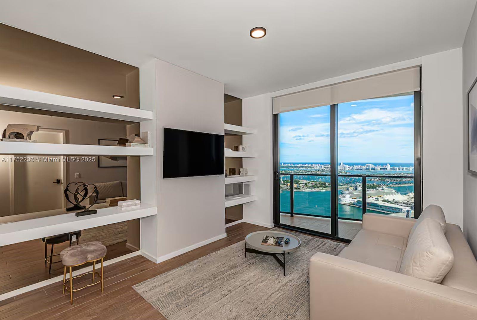 398 NE 5th St # 4511