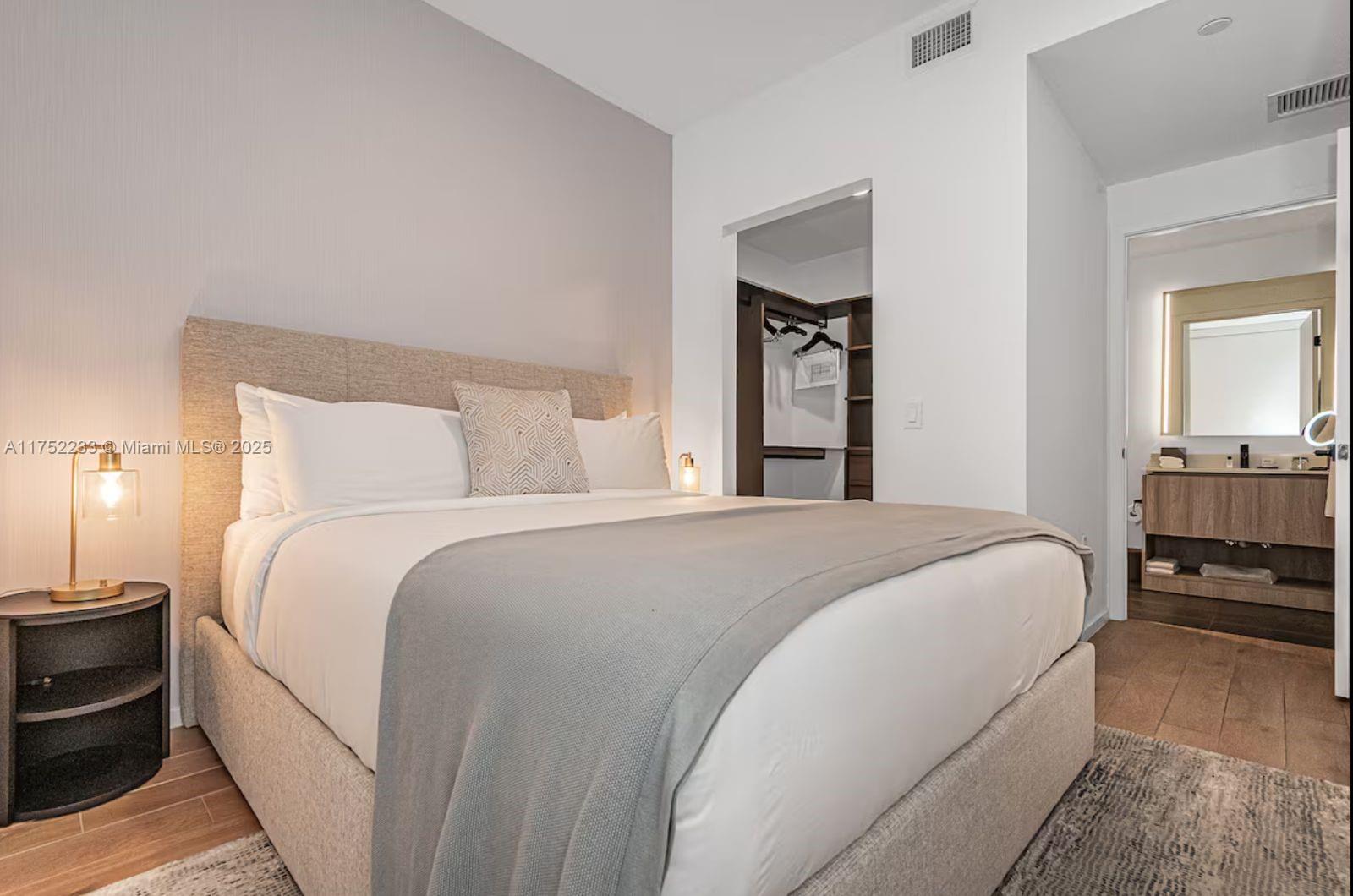 398 NE 5th St # 4511