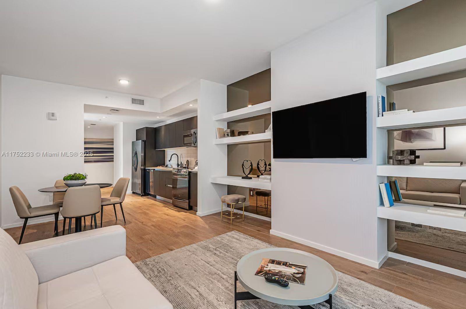 398 NE 5th St # 4511