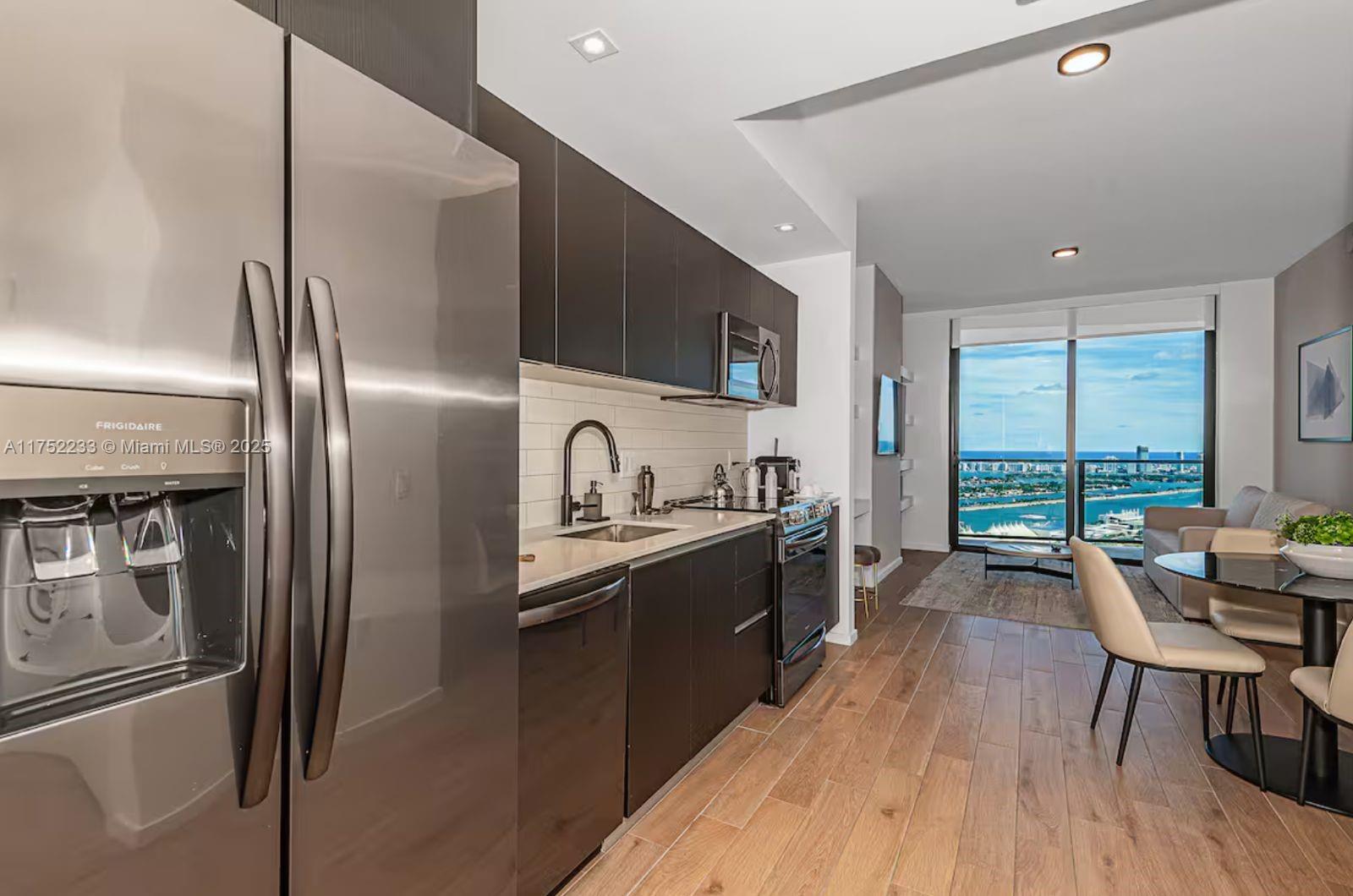 398 NE 5th St # 4511