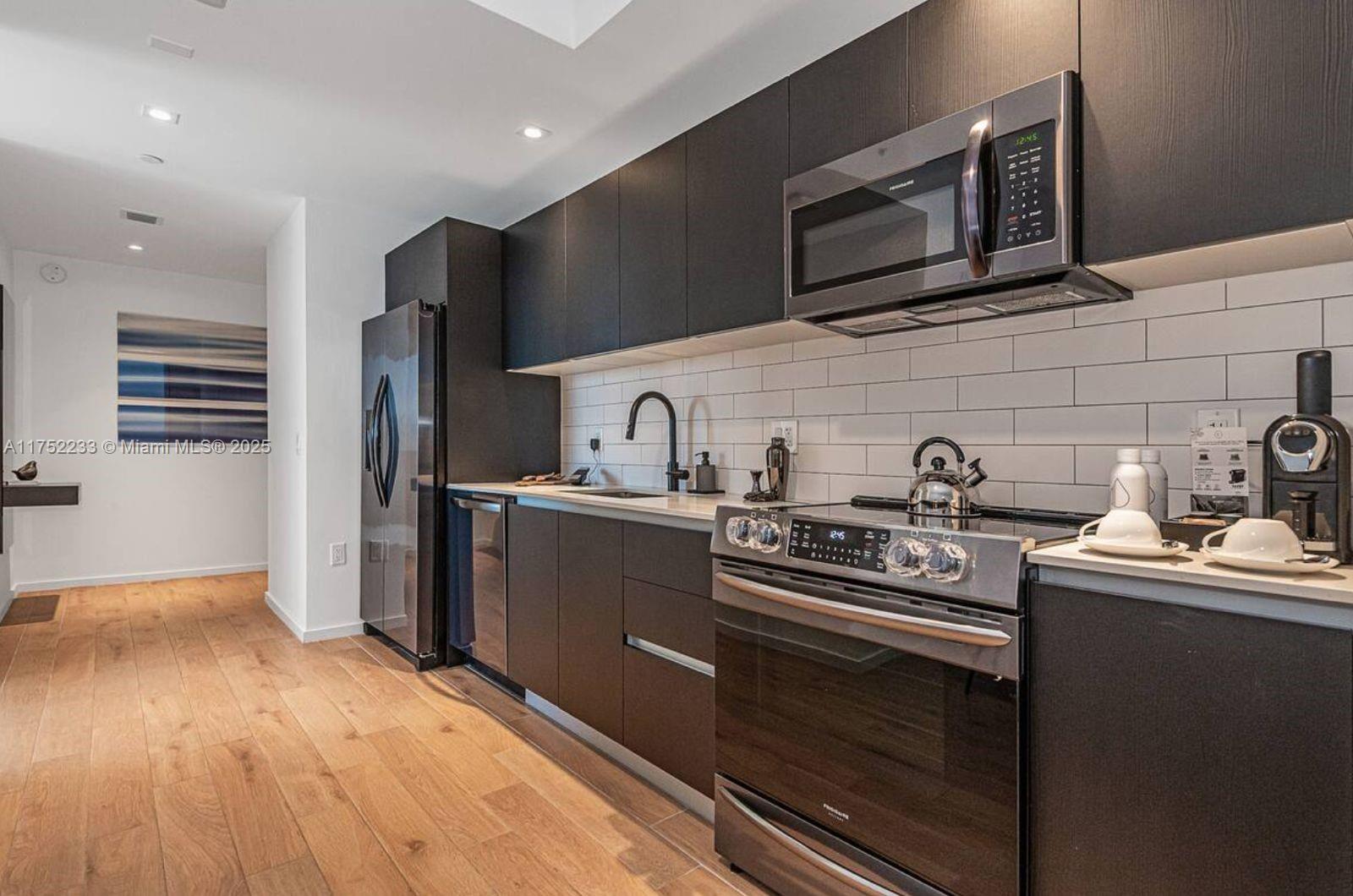 398 NE 5th St # 4511