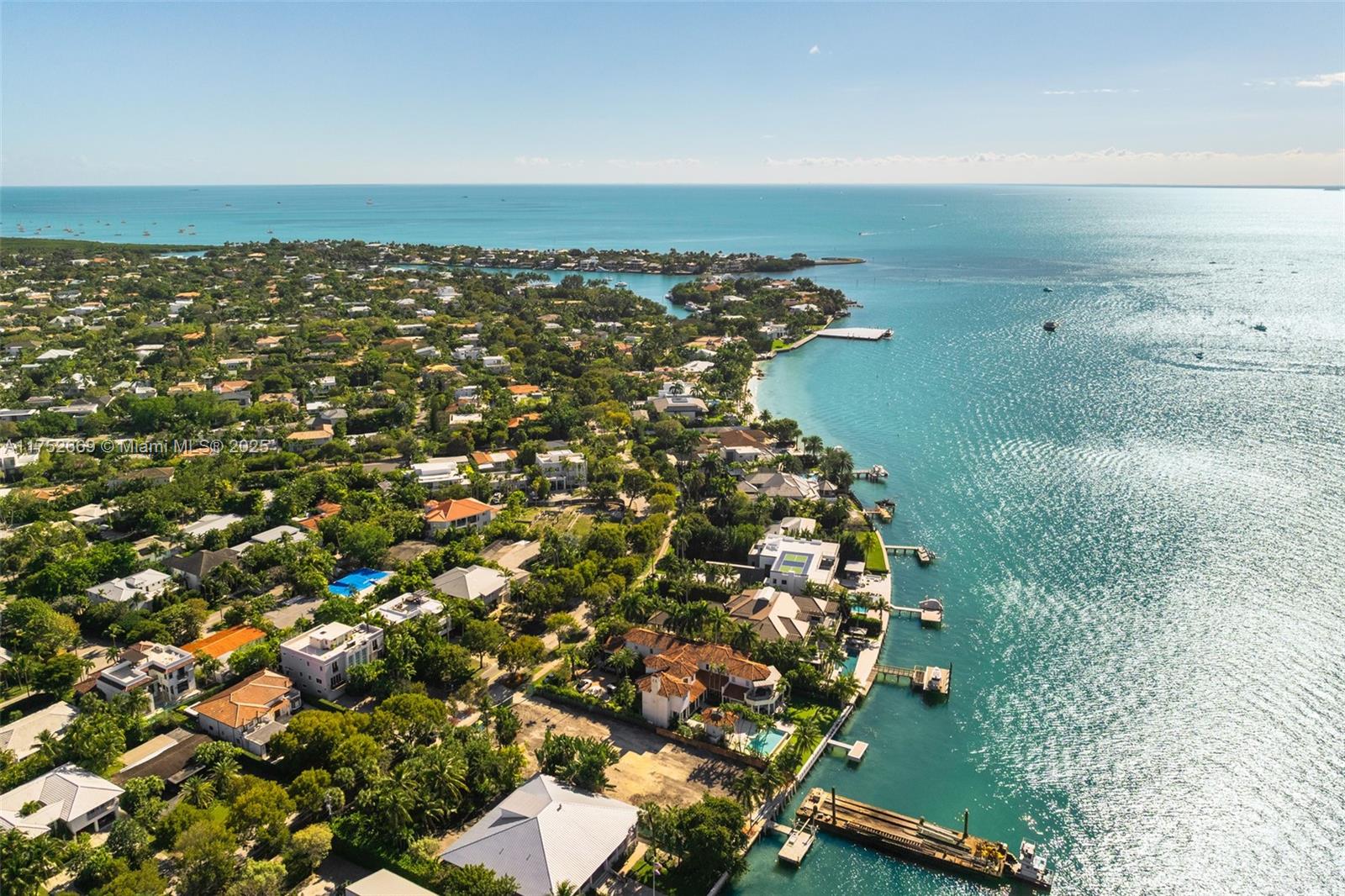 335 Harbor Dr