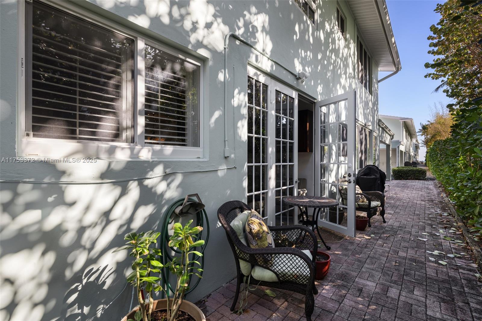 5400 N Ocean Blvd # 39