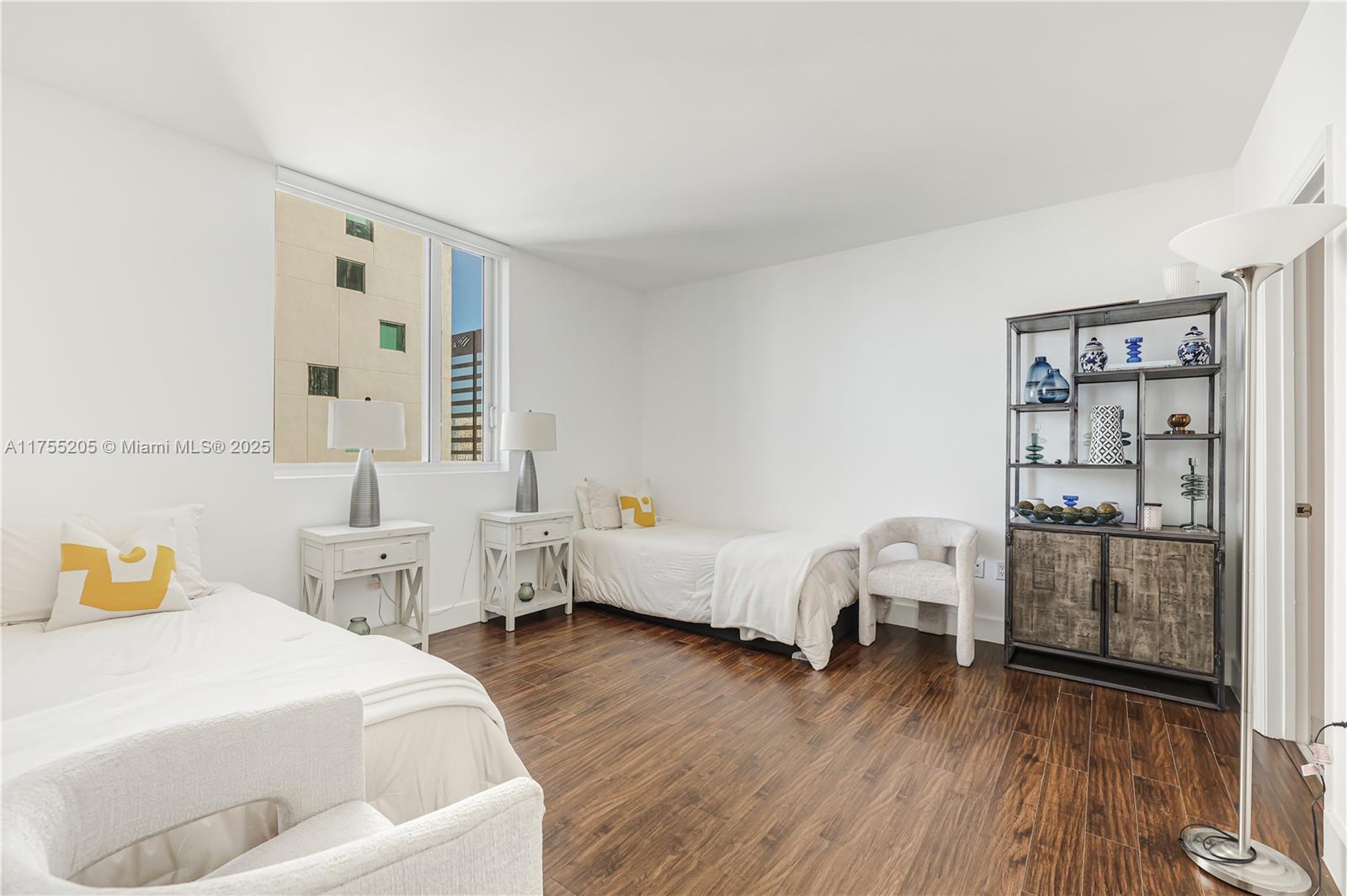 55 SE 6th St # 3407