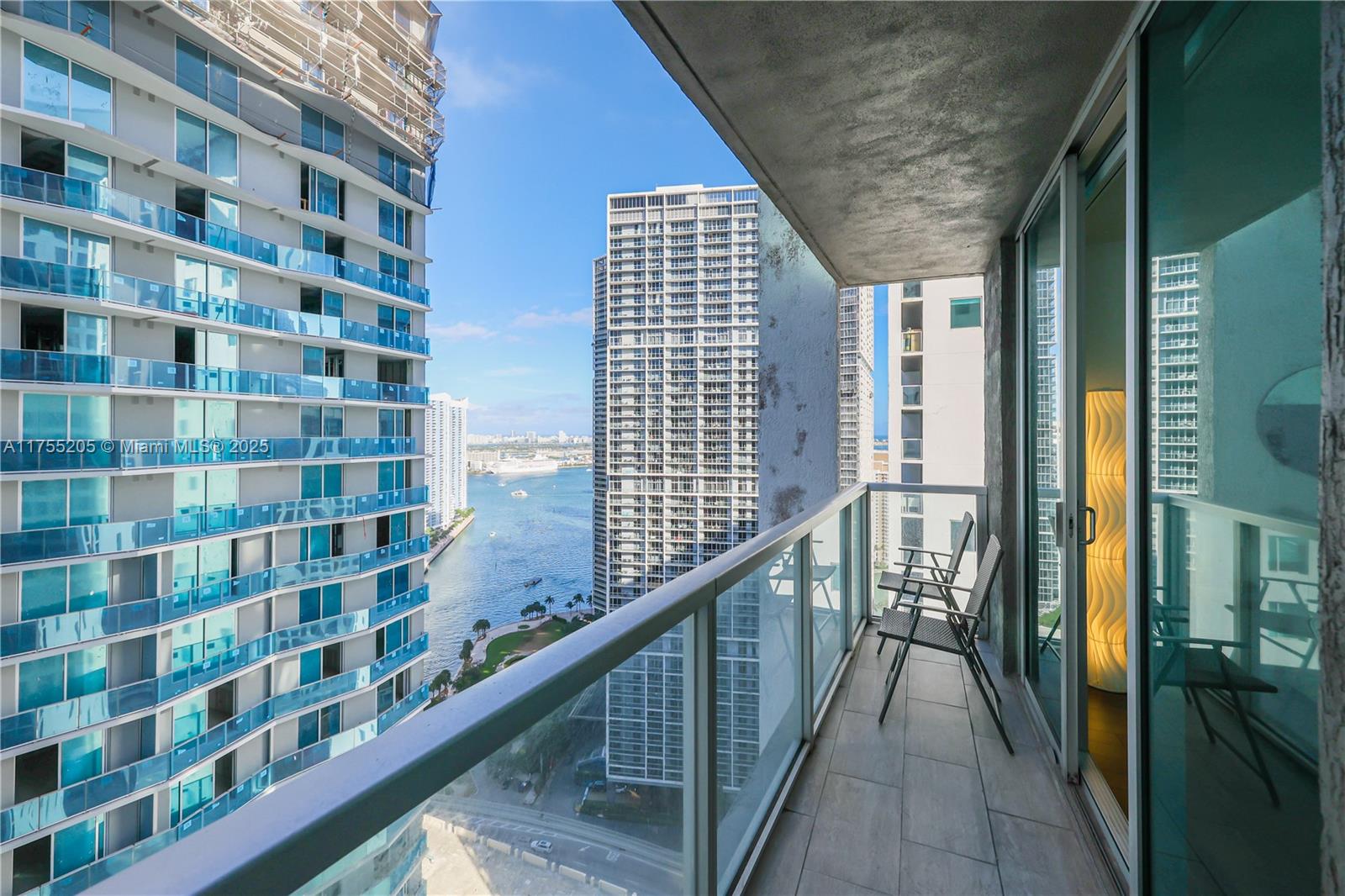 55 SE 6th St # 3407