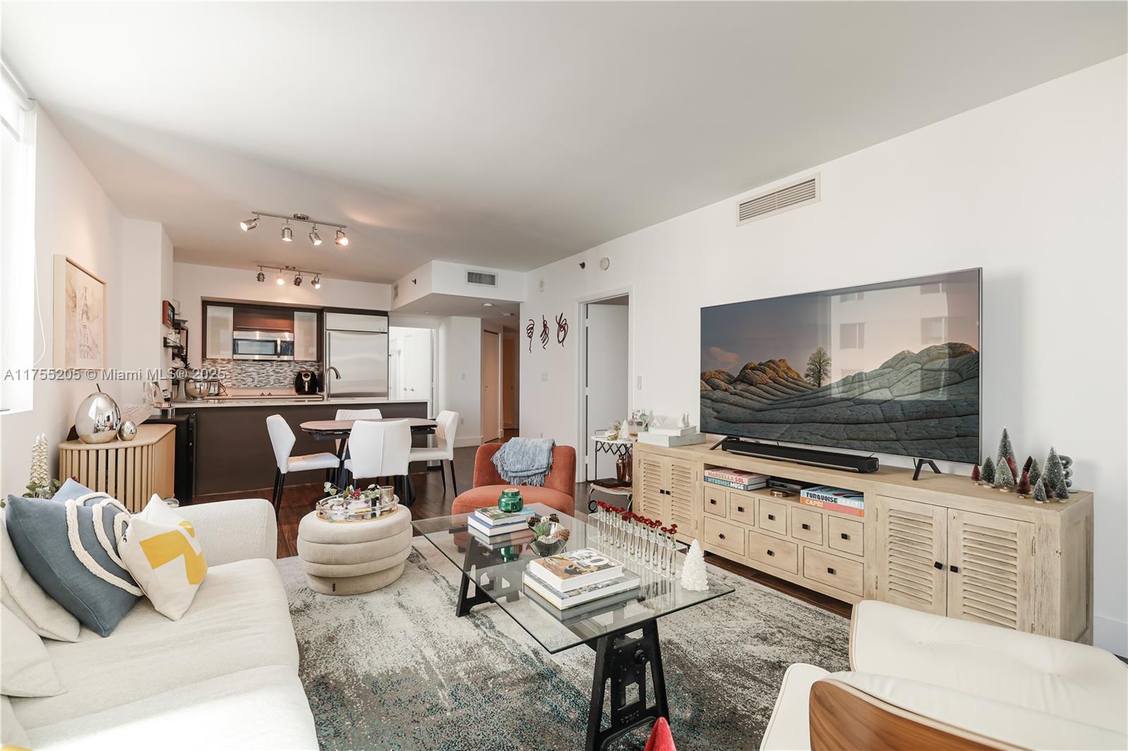 55 SE 6th St # 3407