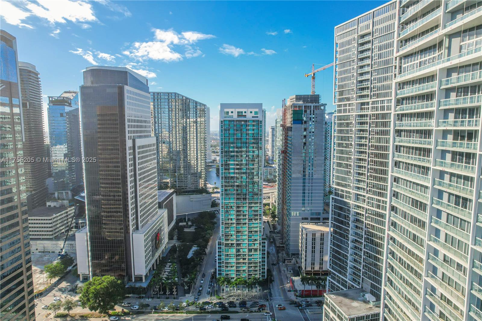 55 SE 6th St # 3407