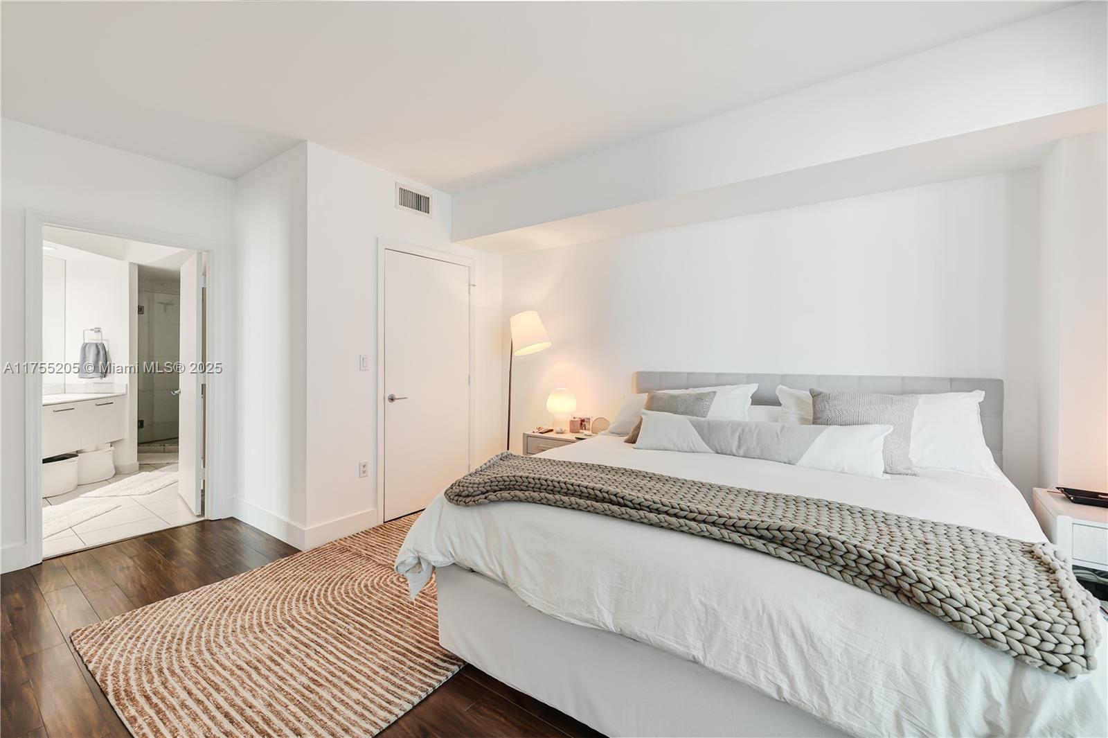 55 SE 6th St # 3407