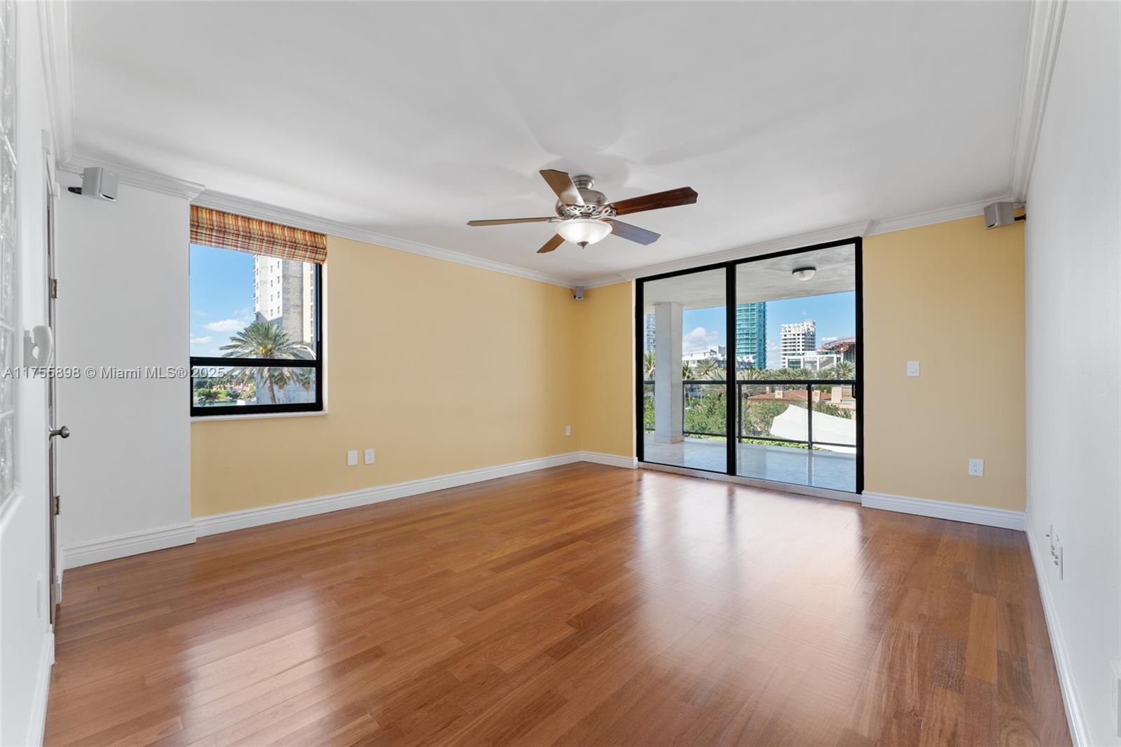 5845 Collins Ave # 401