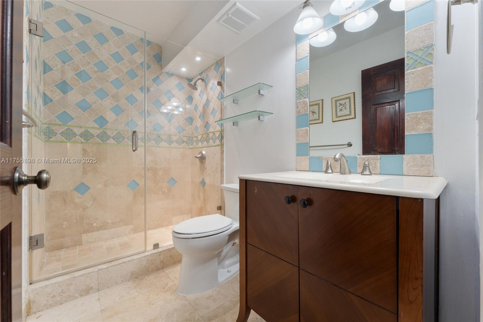 5845 Collins Ave # 401