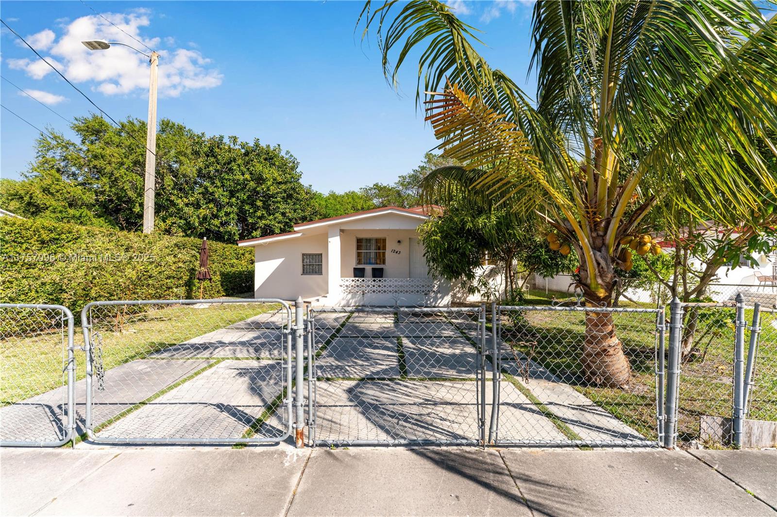 1243 NW 42nd St