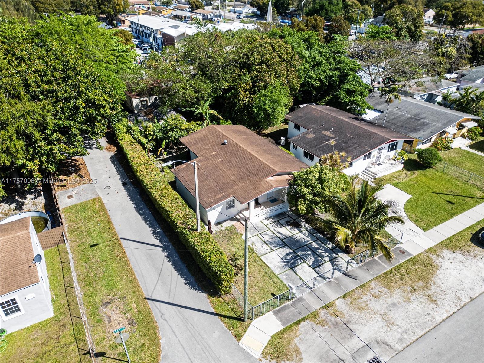 1243 NW 42nd St