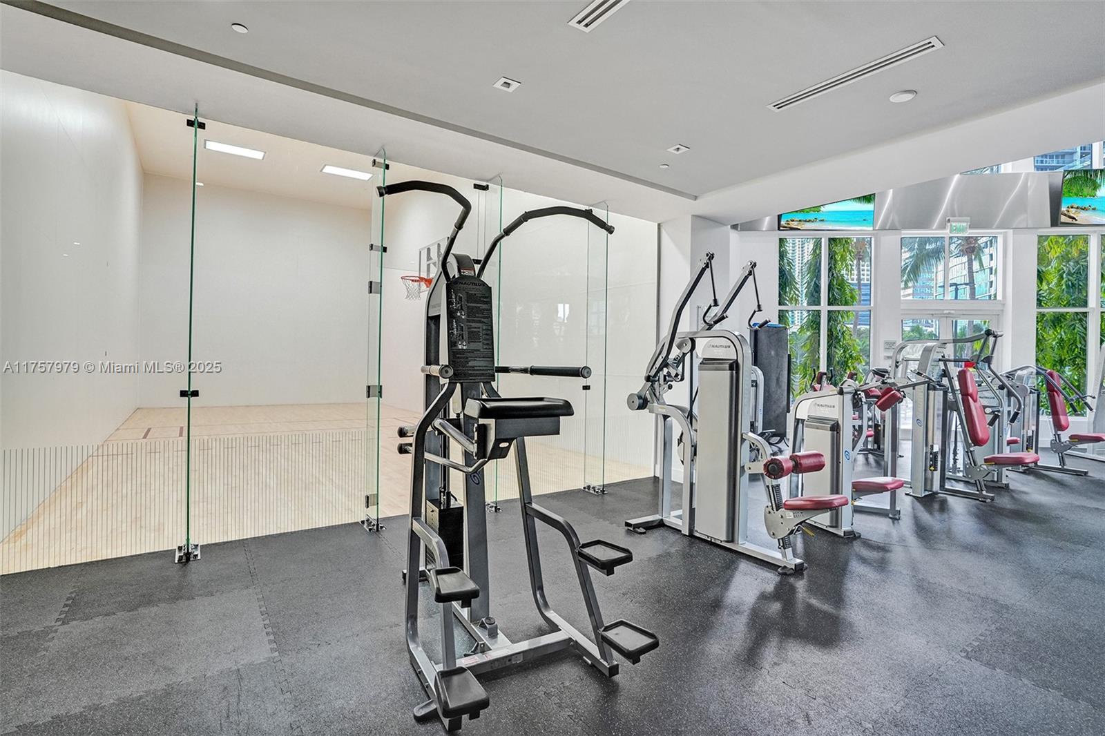 901 Brickell Key Blvd # 1505