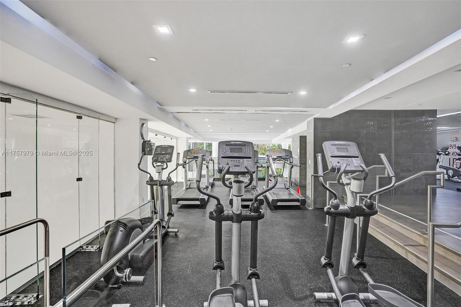 901 Brickell Key Blvd # 1505