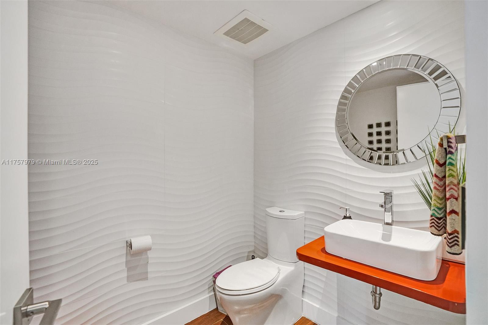 901 Brickell Key Blvd # 1505