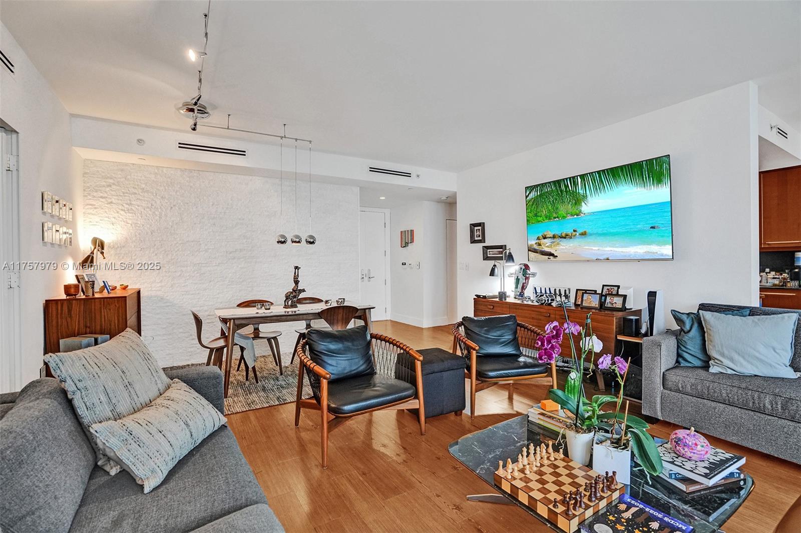 901 Brickell Key Blvd # 1505