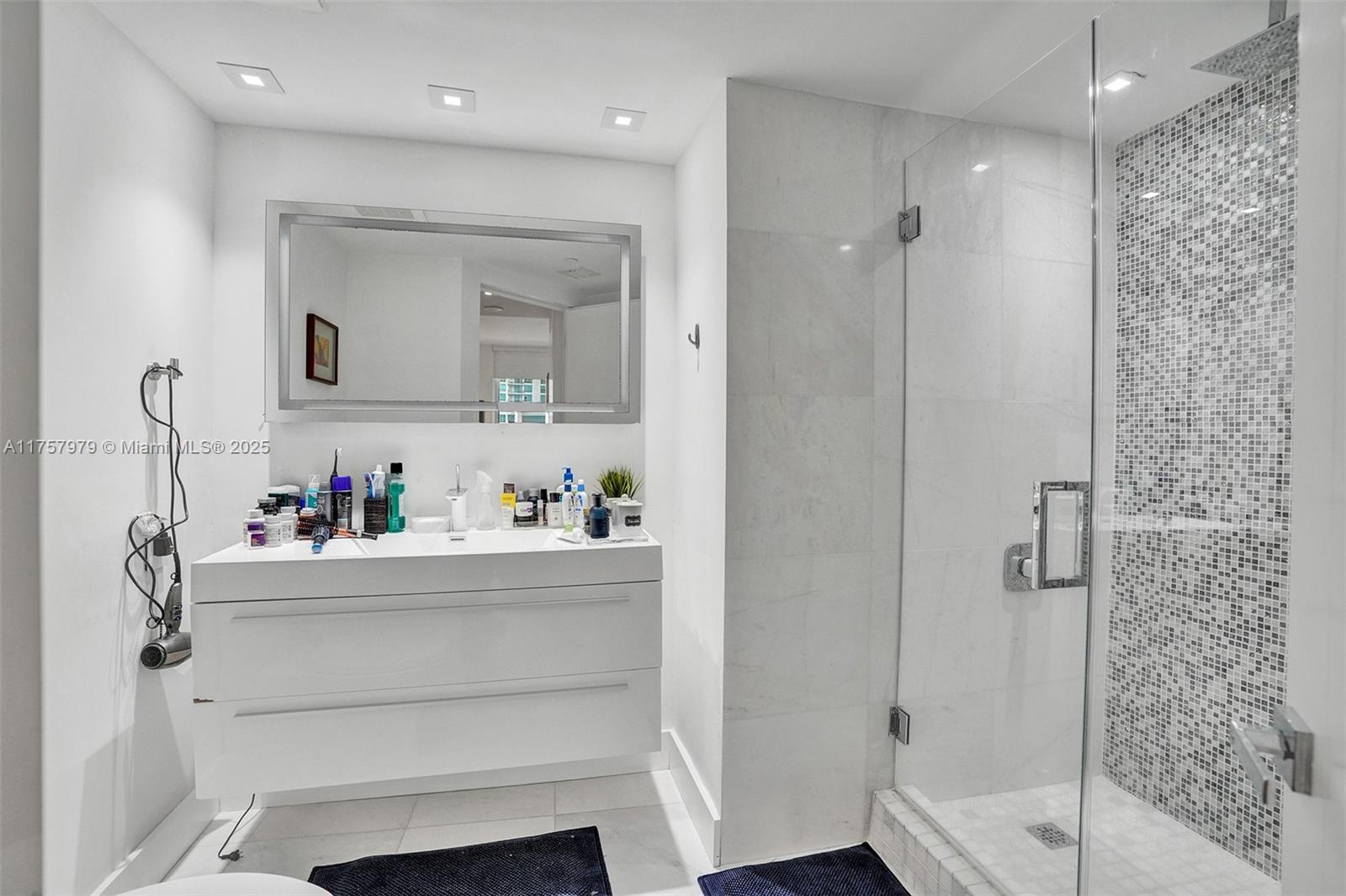 901 Brickell Key Blvd # 1505