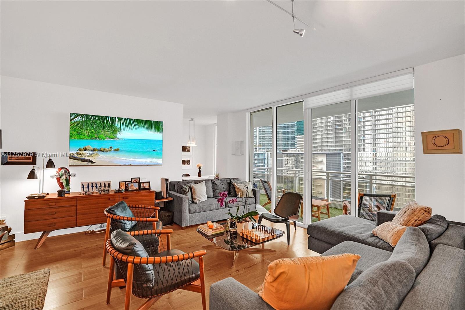 901 Brickell Key Blvd # 1505