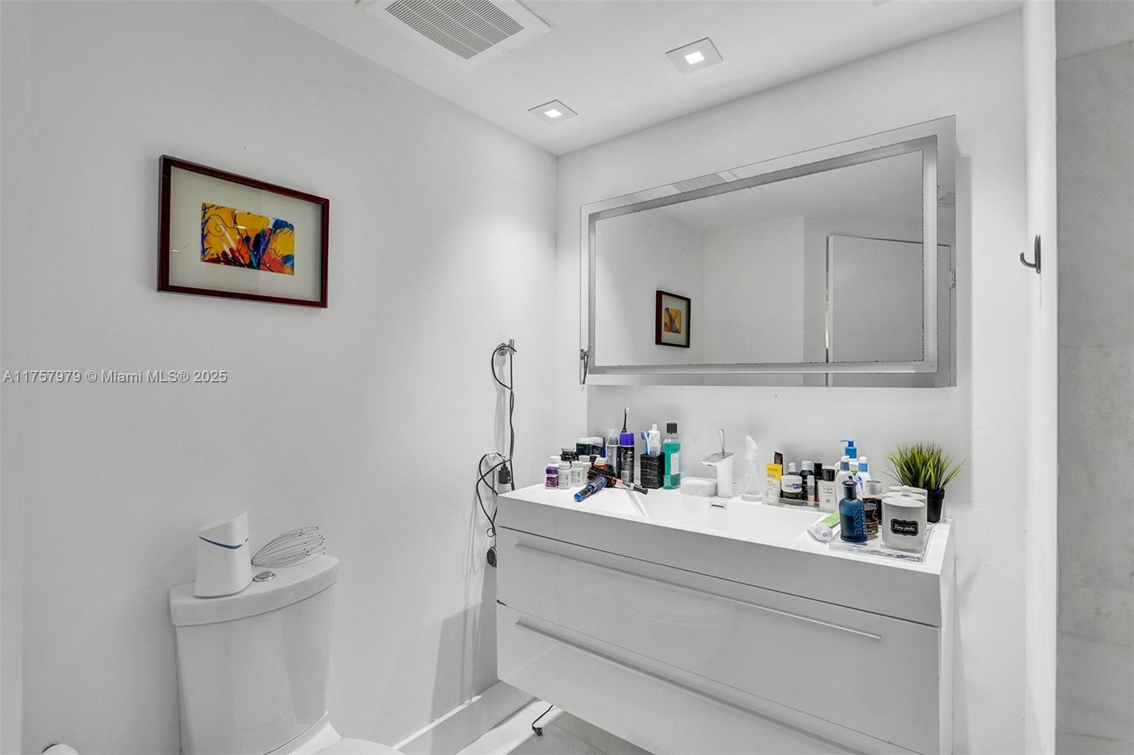 901 Brickell Key Blvd # 1505