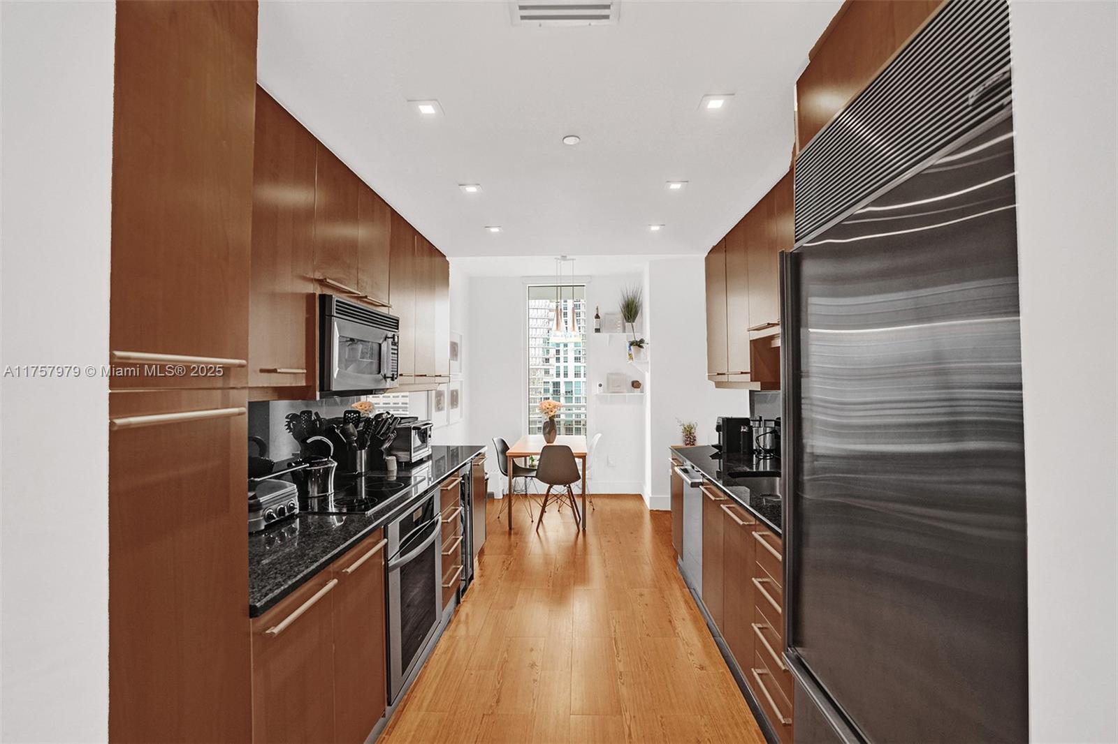 901 Brickell Key Blvd # 1505