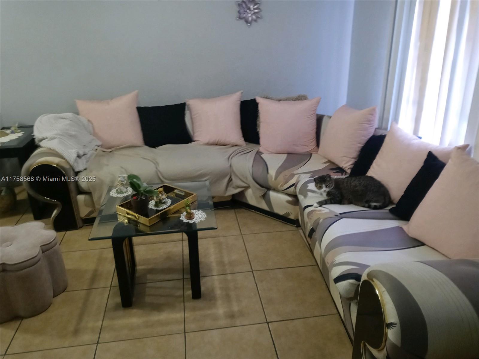 7987 NW 7th st # D10