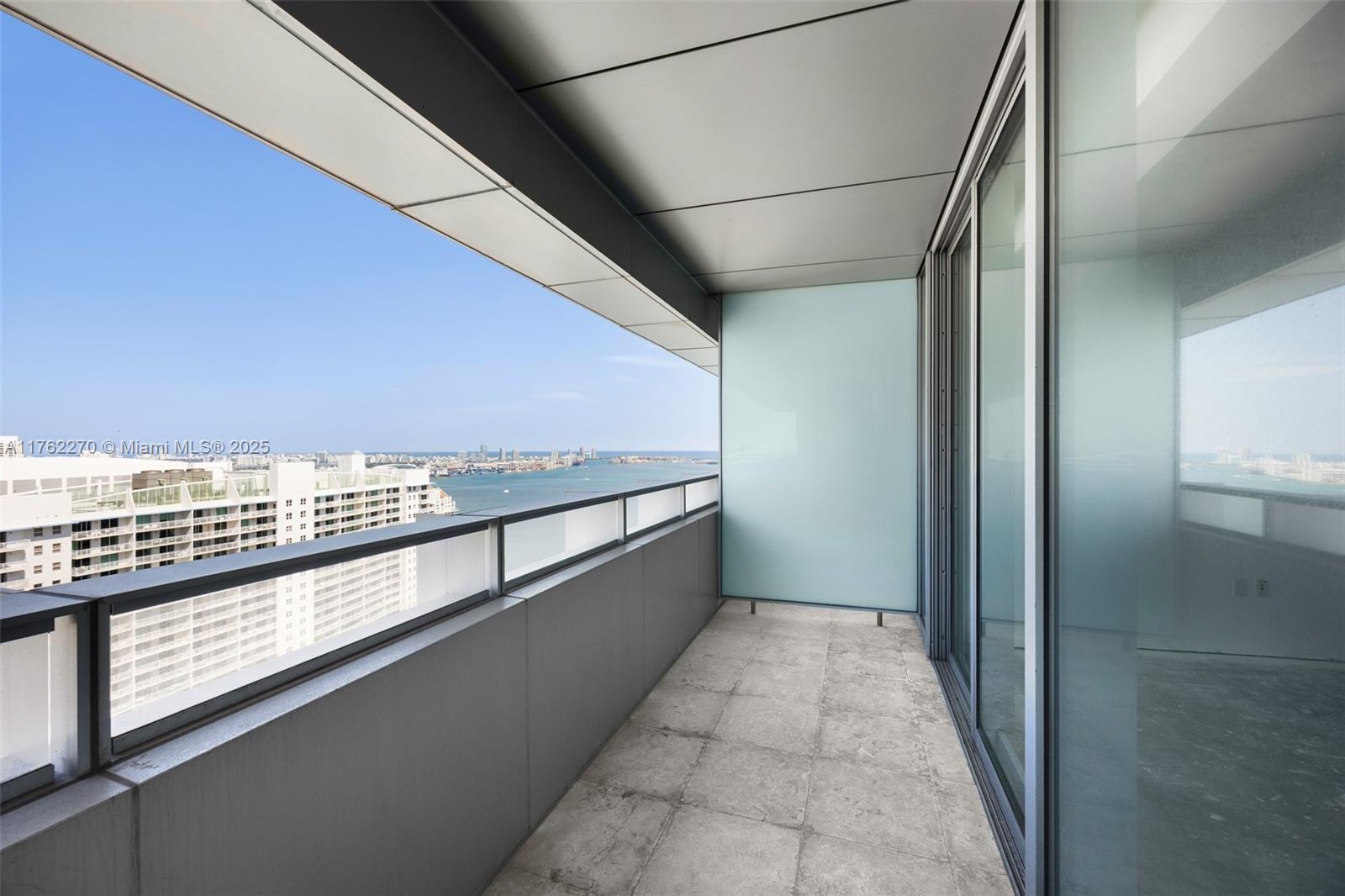 1395 Brickell Ave # 3411